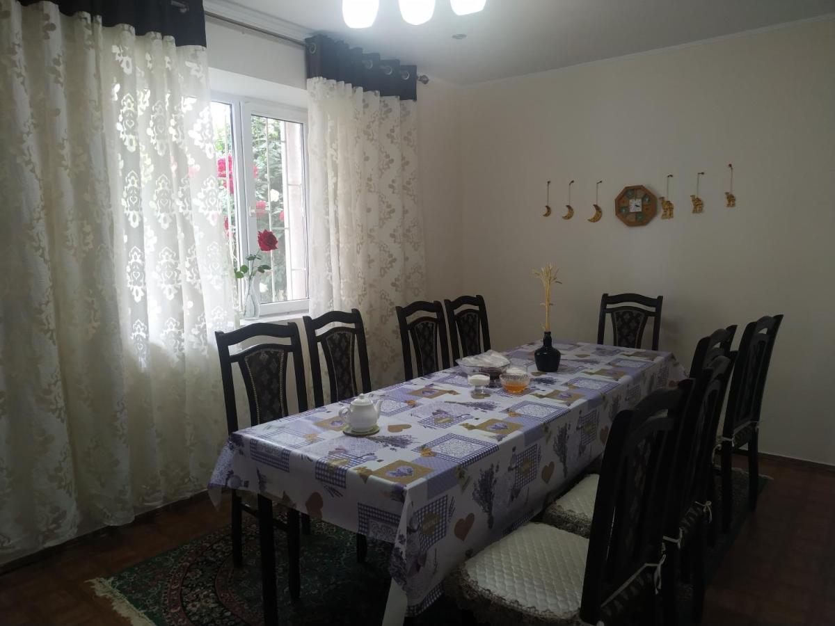 Guest House Regina Bulan Sogottuu Ngoại thất bức ảnh